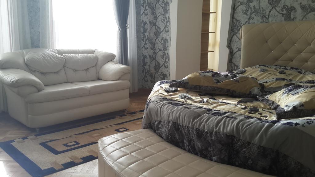 Edemi Hotel Kutaisi Room photo